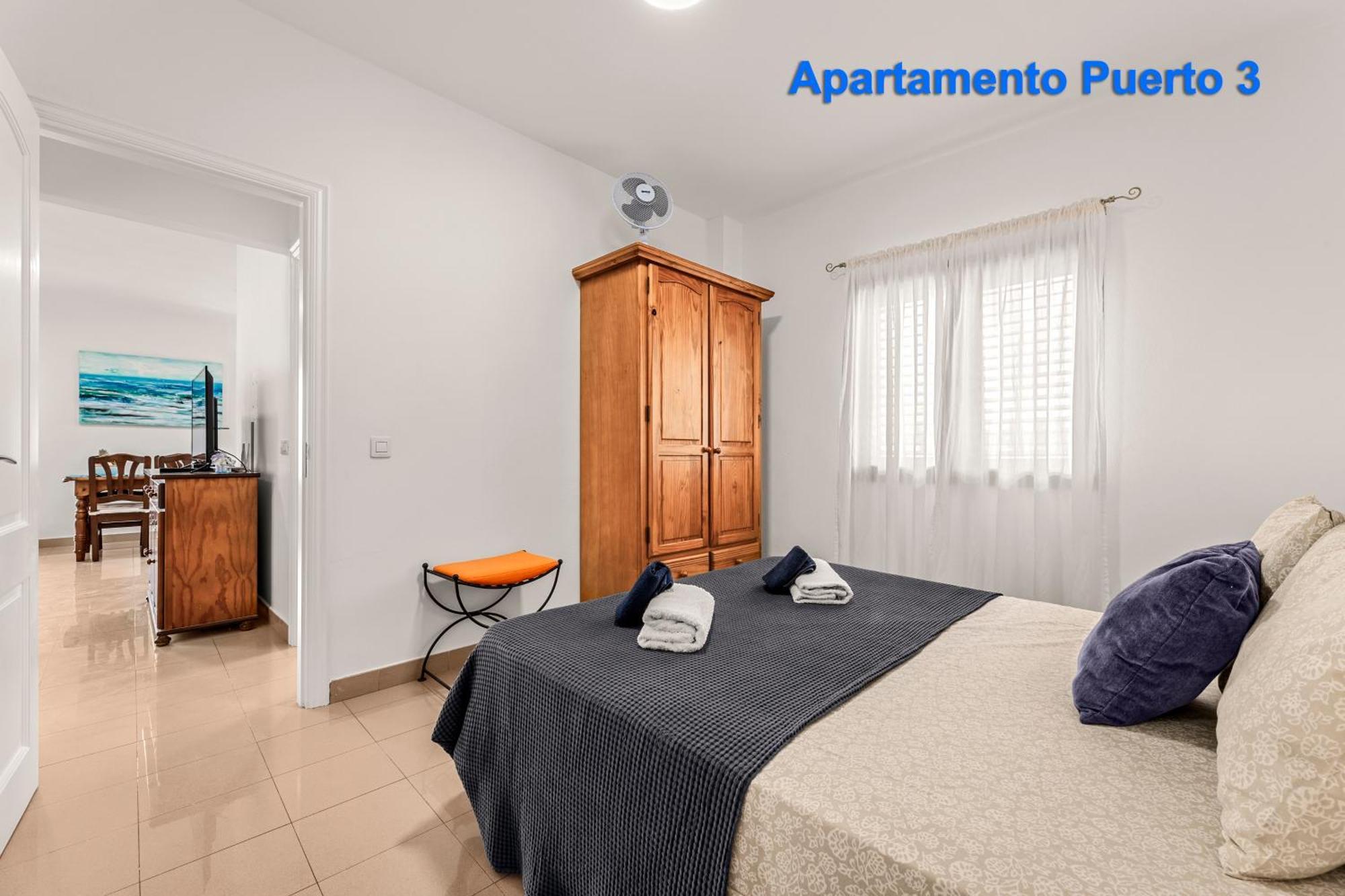 Apartamentos Puerto 1, 2 Y 3 Плая Бланка Екстериор снимка